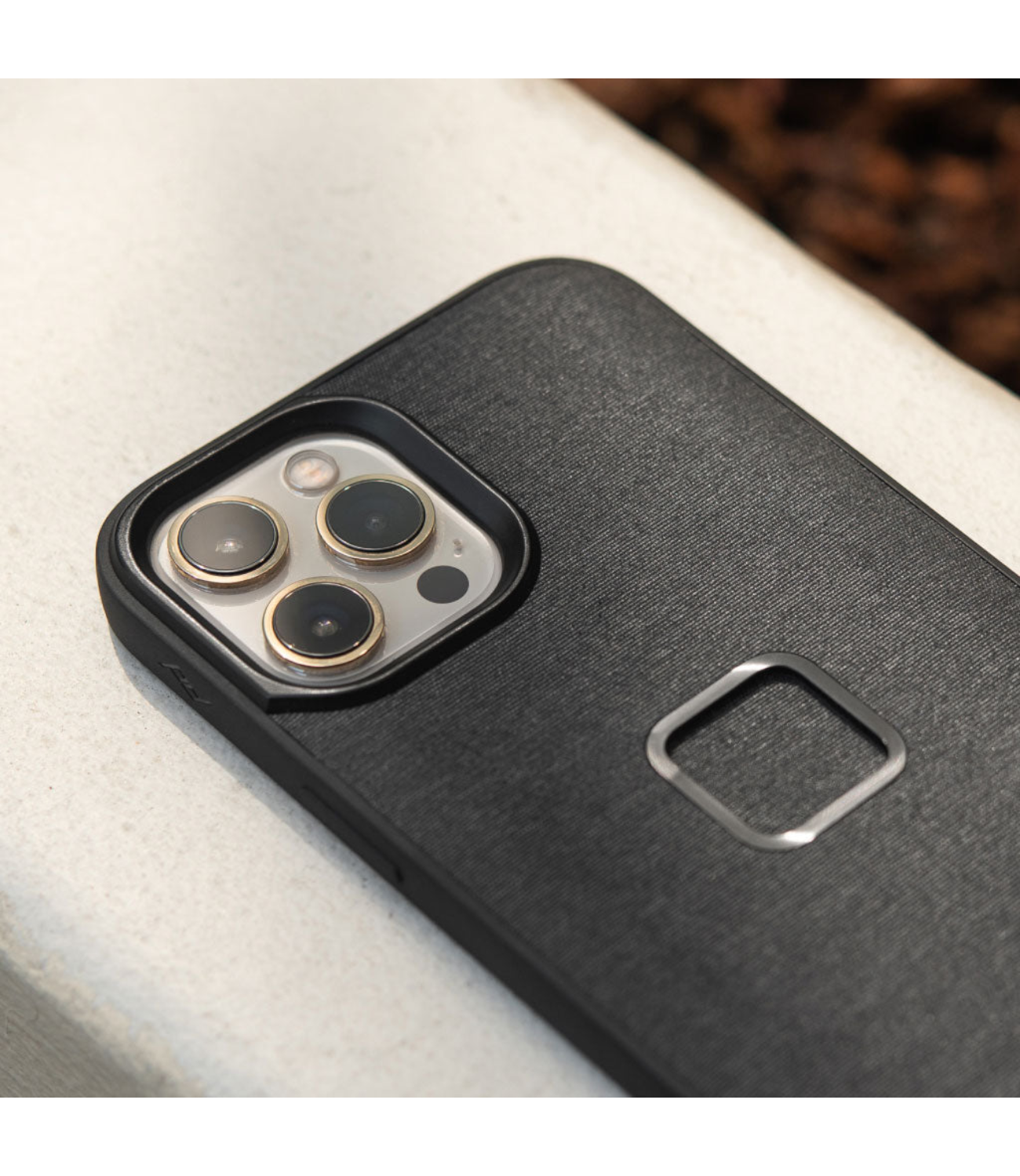 Peak Design Mobile Everyday Case For iPhone 15 Series – Charcoal - Motodrift