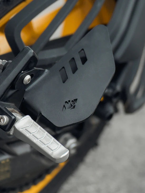 LCB Apache RTR 310 Bolter Foot Rest - Motodrift