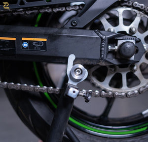 Z Pro Rear Paddock Spool For Kawasaki Z900 - Motodrift