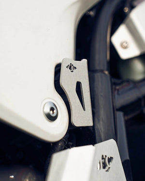 LCB Casque Rear Oil Cap For KTM 390 Adventure S / 390 Adventure X / 250 Adventure (Silver) - Motodrift