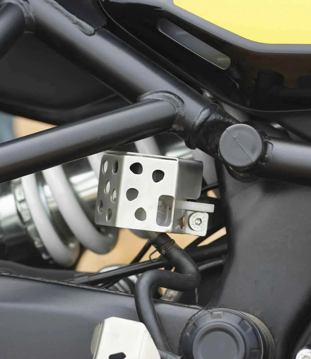 Moto Torque Reservoir Oil Guard For Royal Enfield Himalayan 450 (Stainless Steel) - Motodrift