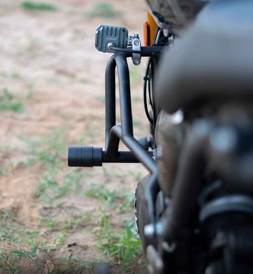 ZANA Crash Guard With Slider For Triumph Scrambler 400 X - Motodrift