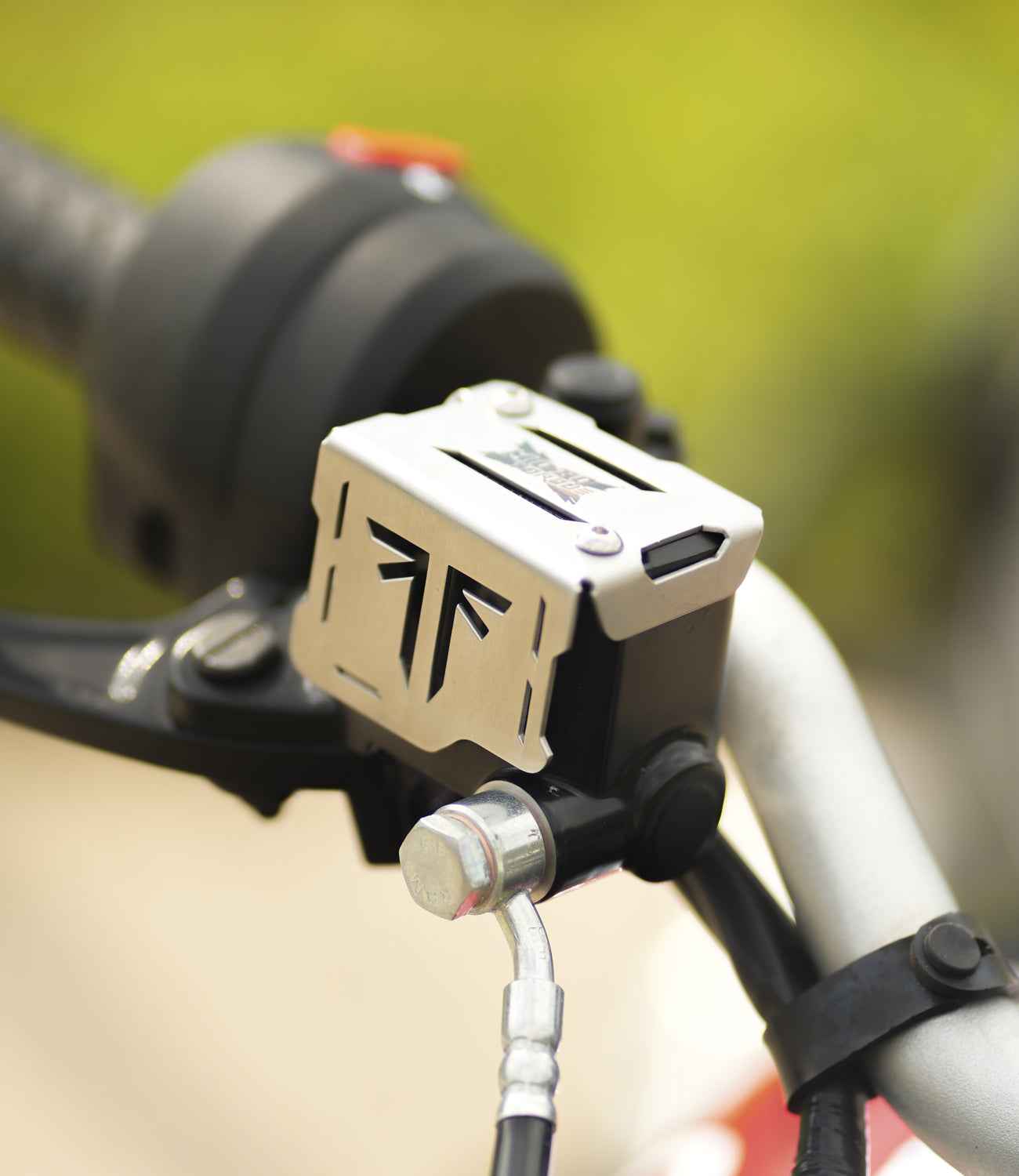 Moto Torque Front Master Cylinder Guard For Triumph Scrambler 400 X - Motodrift