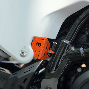 Moto Torque Reservoir Oil Guard For 2025 KTM Adventure 250 / 390 S / 390 X - Motodrift