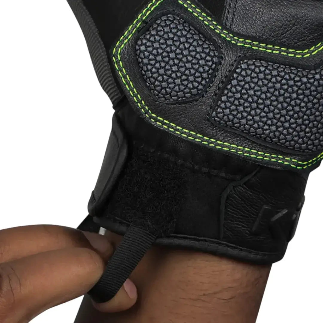 Korda Adventure Riding Gloves With D3O
