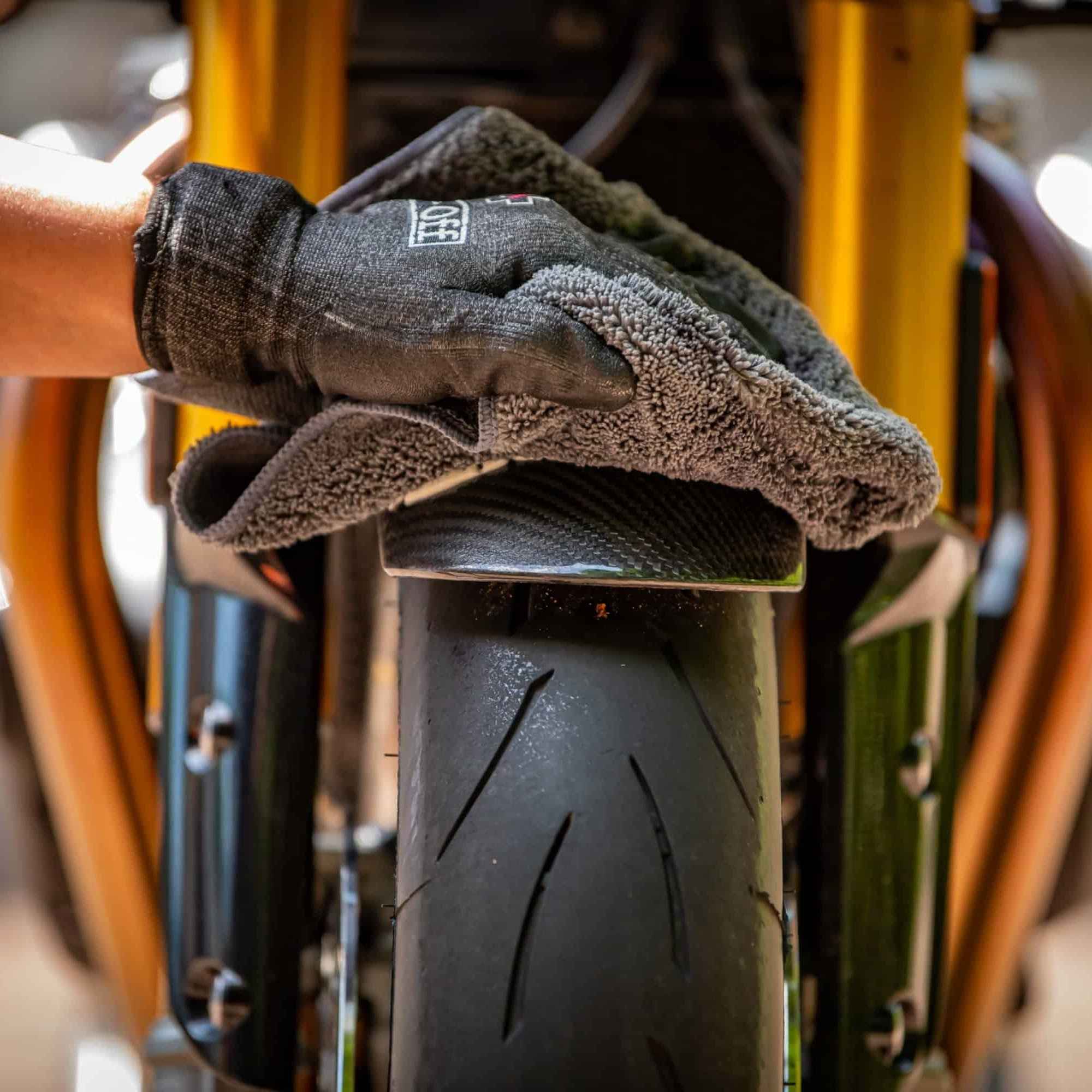 Muc-Off Motorcycle Speed Polish 400ml