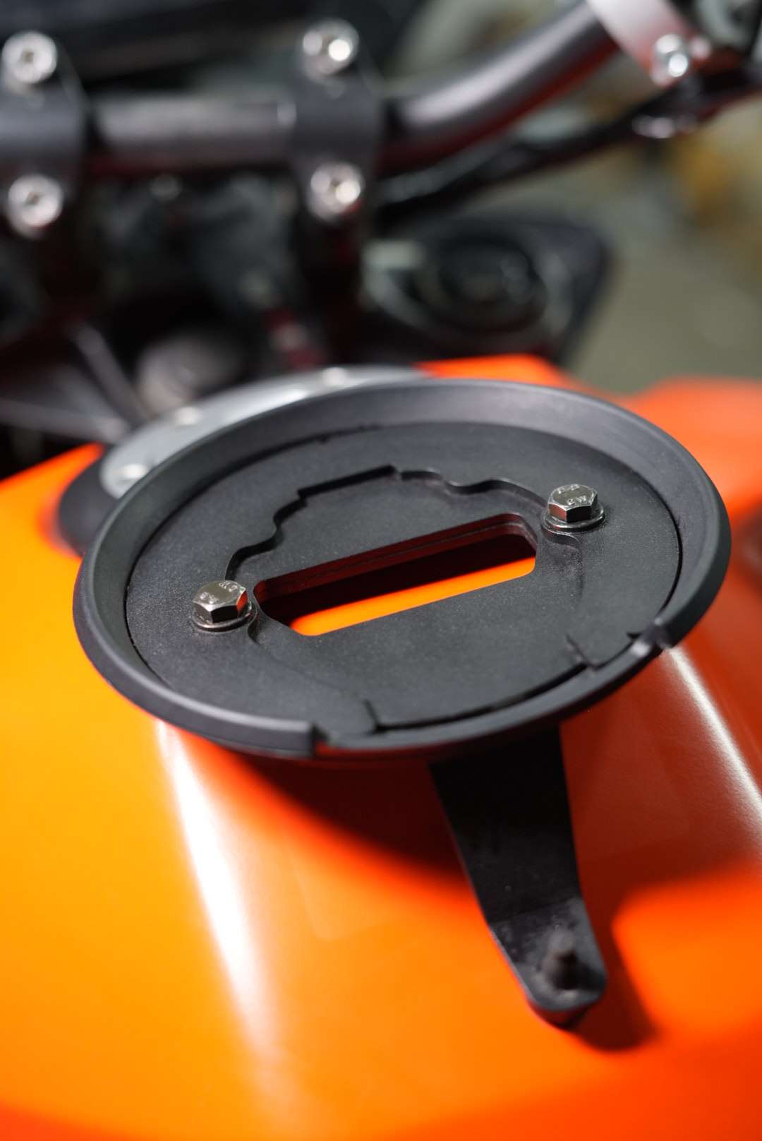 Givi Tank Ring KTM Adventure â€“ Upgrade Your Ride for KTM Adventure 250 / 390 - Motodrift