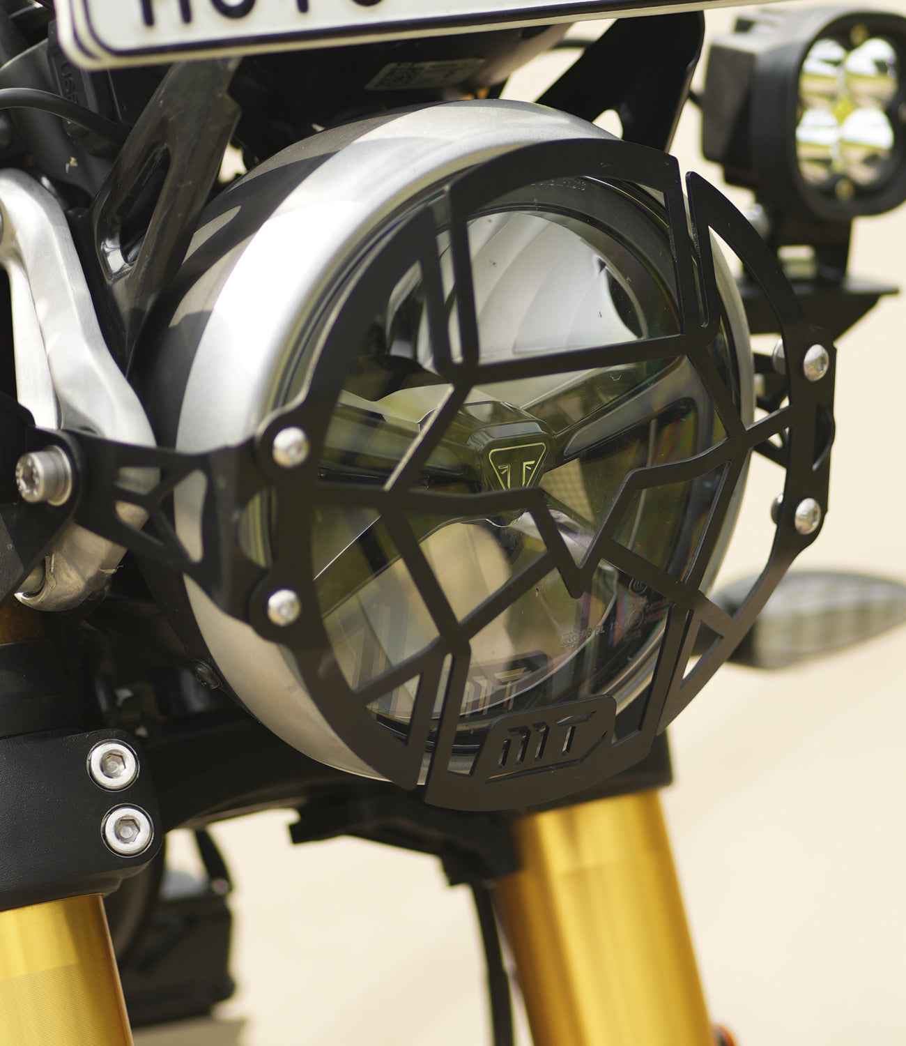 Moto Torque Headlight Grill Speed 400 for Triumph Speed 400 - Motodrift