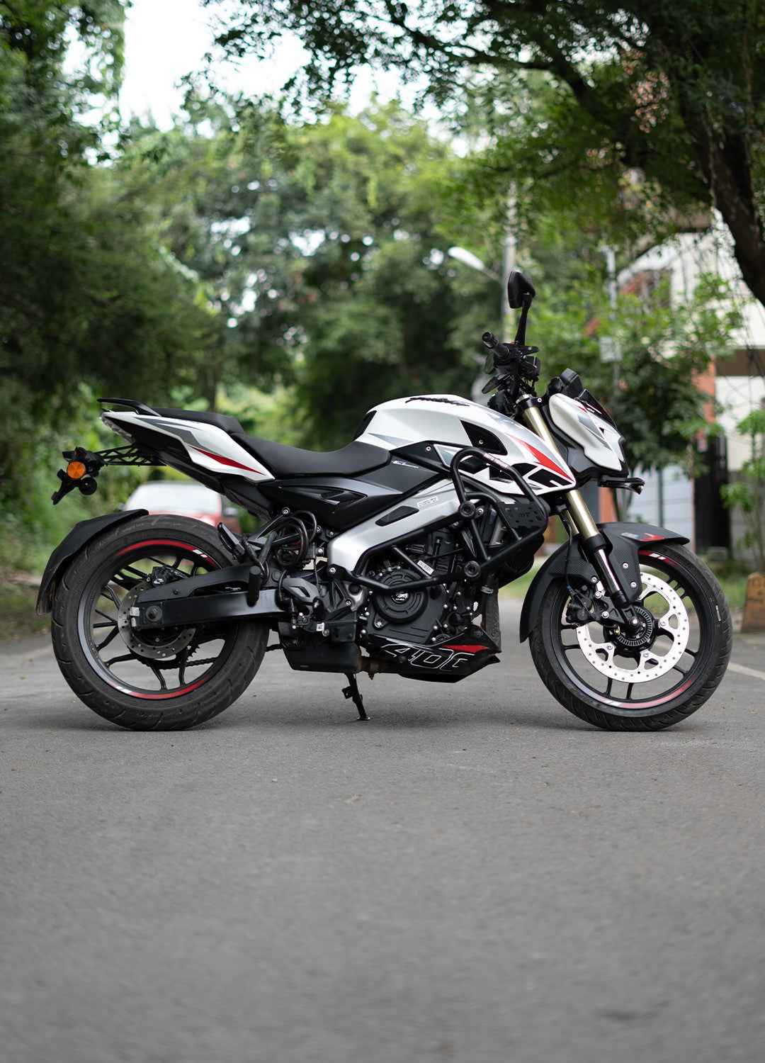 Moto Torque Hulk Crash Guard For Bajaj Dominar 250 / 400 - Motodrift
