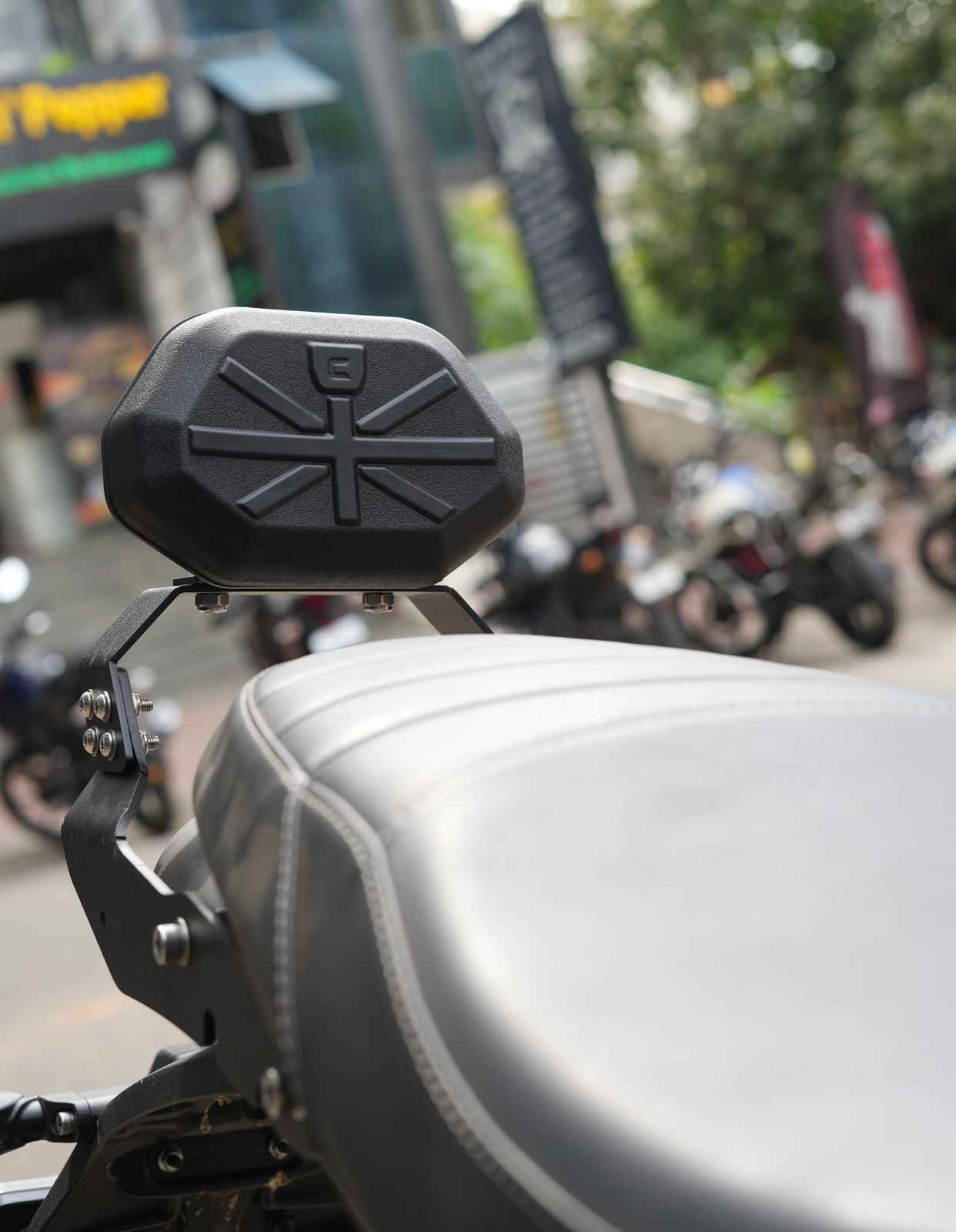 Carbon Racing Backrest For Triumph Scrambler 400 X (Union Jack) - Motodrift