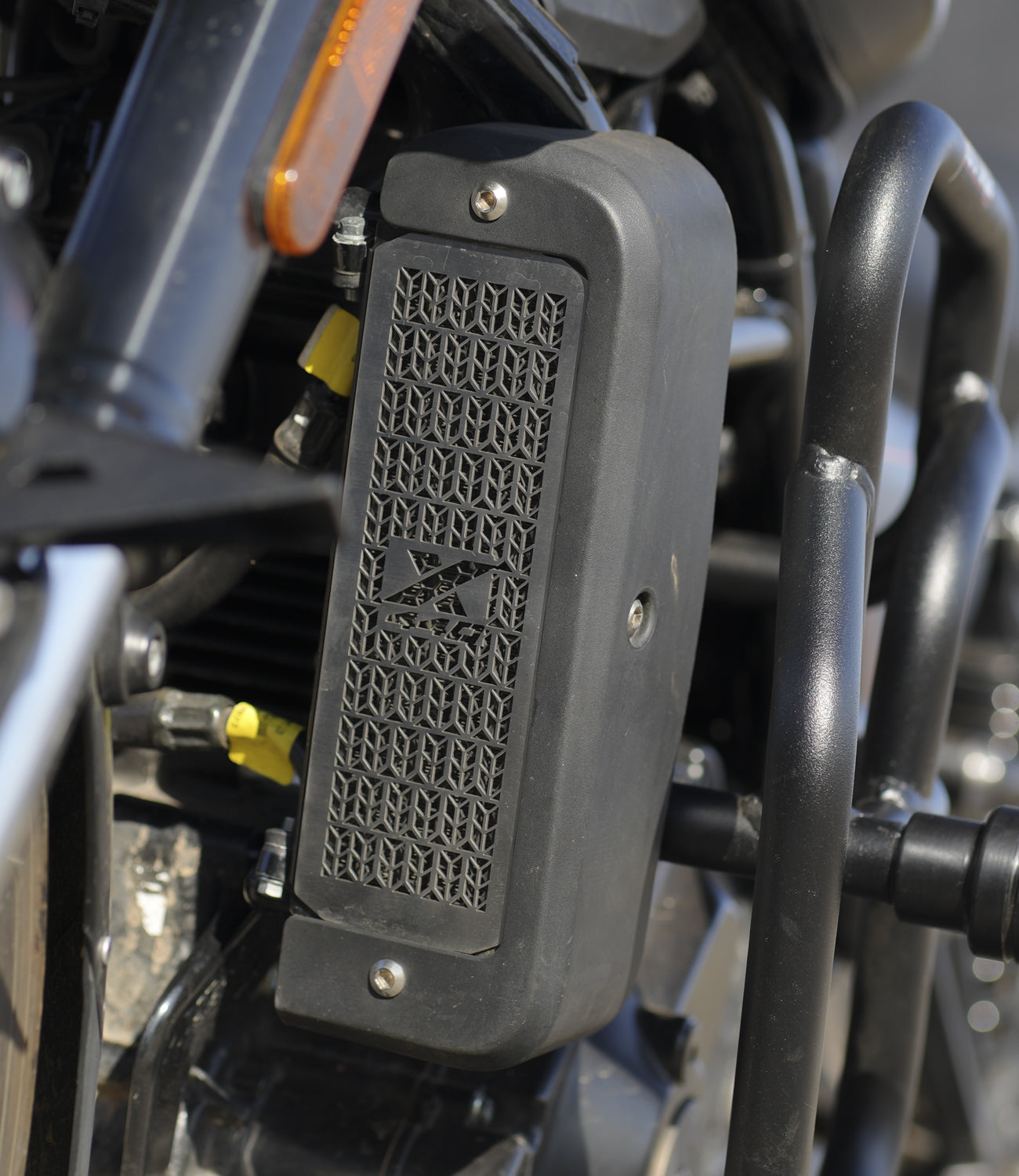 Moto Torque Harley Davidson X440 Radiator Guard (Black) - Motodrift