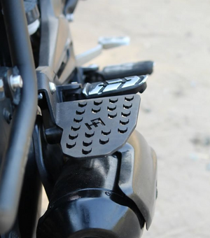 MEG Dominar Pillion Foot Peg (Pair) - Motodrift