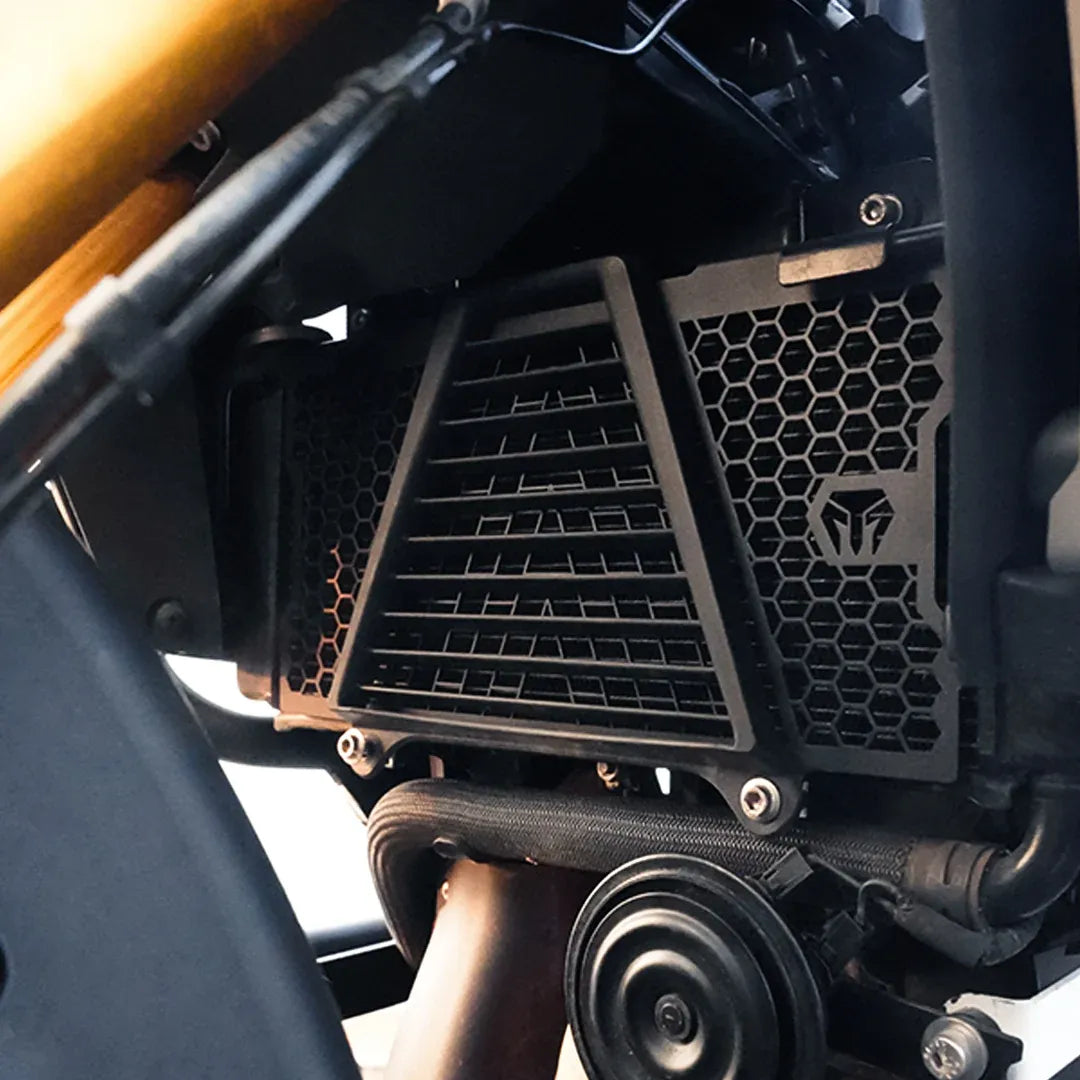 Moto Torque Radiator Guard