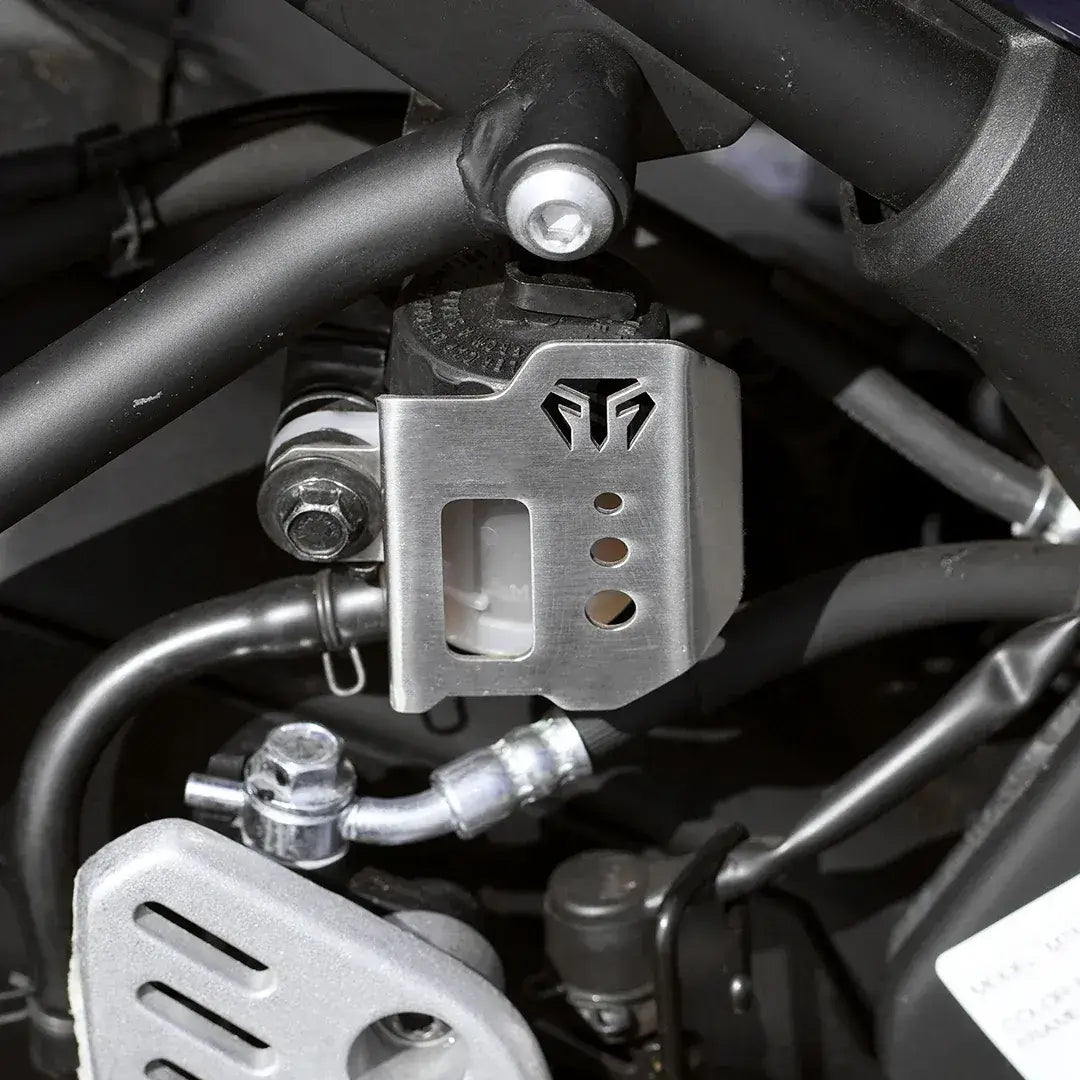 Moto Torque Reservoir Oil Guard For Yamaha XSR 155