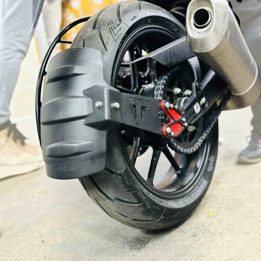 Motodrift black ABS rear tyre hugger installed on a Triumph Speed 400 motorcycle to protect against road debris