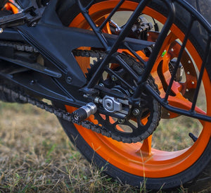 Zana Rear Paddock Spools For Ktm Duke 390 Gen 3 - Motodrift