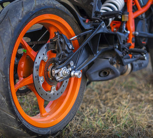 Zana Rear Paddock Spools For Ktm Duke 390 Gen 3 - Motodrift