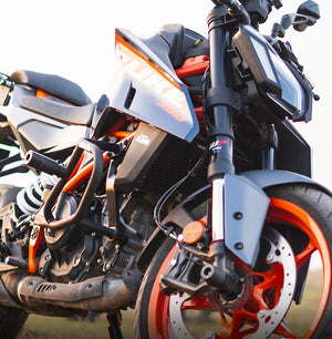 Zana Radiator Guard Honeycomb Black For Ktm Duke 390 Gen 3 - Motodrift