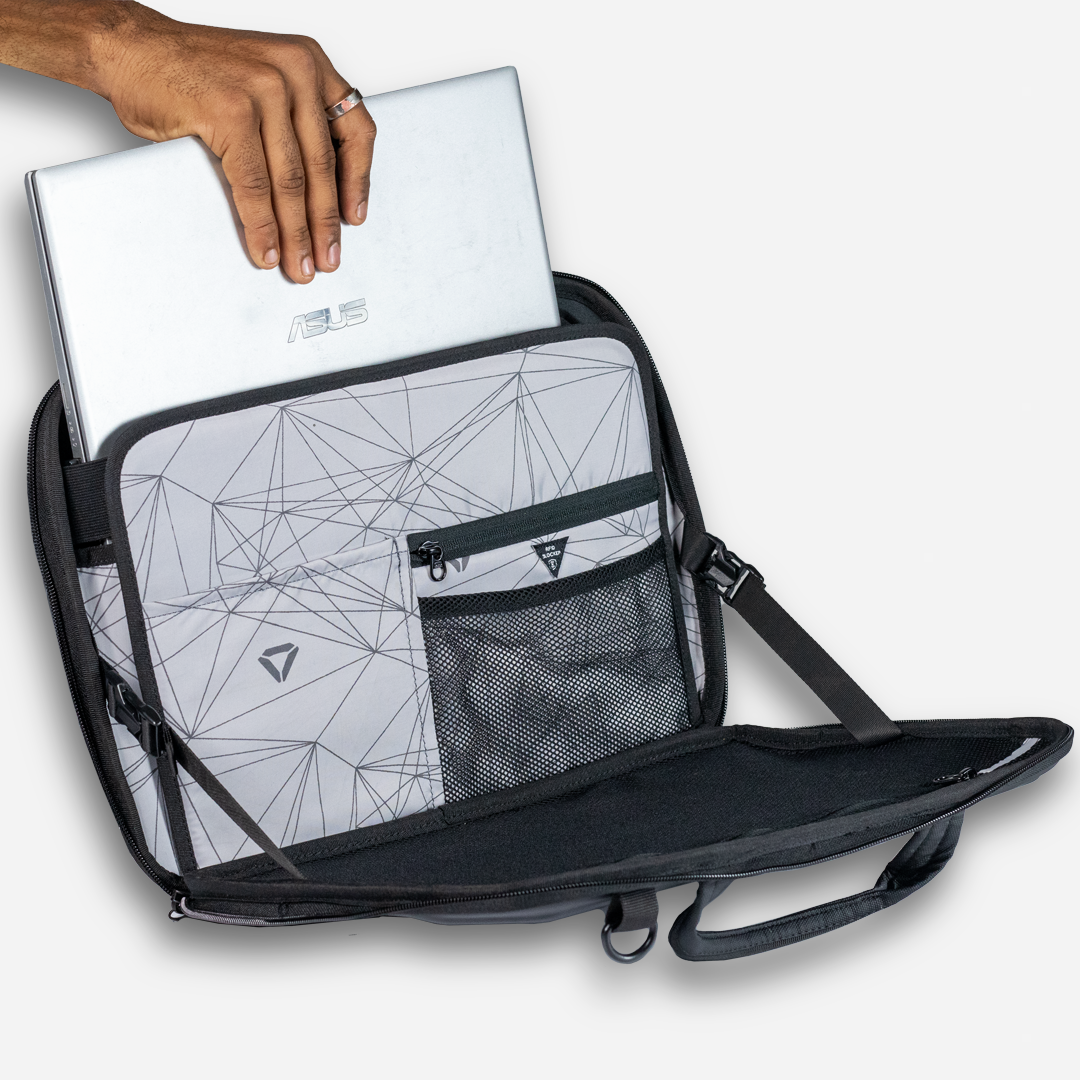 Carbonado Tusk Motorcycle Gear – Rugged Riding Backpack for Bikers - Motodrift